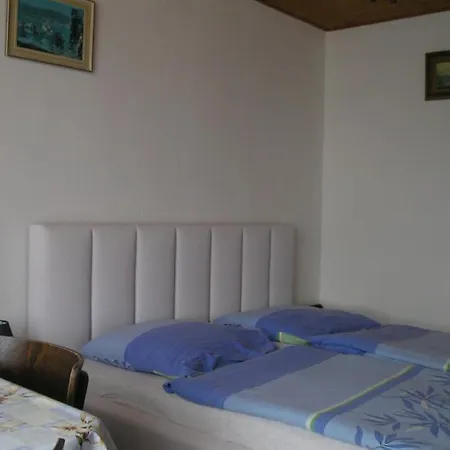 Hurka 2* Horni Plana