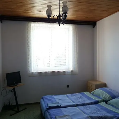 Hůrka Horní Planá